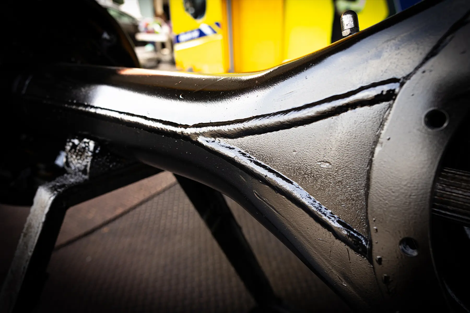 เพลาลอย (Full-floating axle)